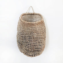 Load image into Gallery viewer, Nido Tree Bark Hanging Basket
